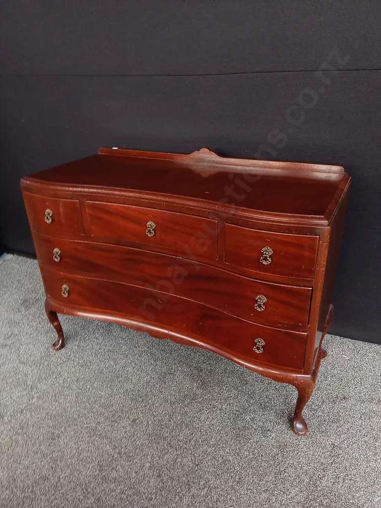 GEORGIAN STYLE MAHOGANY CHEST OF DRAWERS H 76CM X W 1.05 M X D 45CM Image 1++