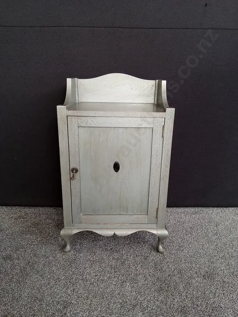 SMALL WOODEN GREEN SIDEBOARD WITH ONE FOR L47CM D34CM H84CM Image 1++