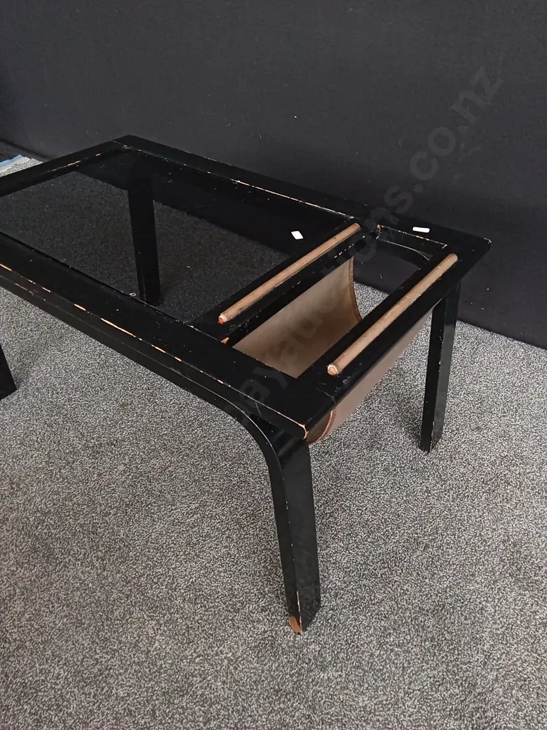 VINTAGE COFFEE TABLE WITH MAGAZINE RACK H 45CM X W 83CM X D 45CM Image 1++
