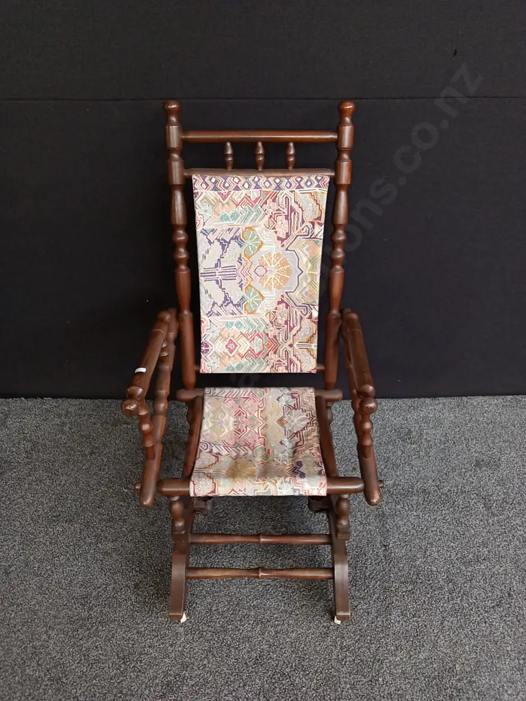 VINTAGE ROCKING CHAIR WITH FLORAL TAPESTRY UPHOLSTERY Image 1++