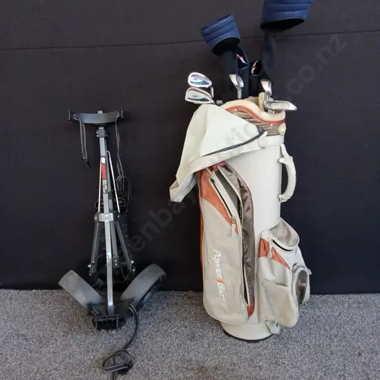 POWER BILT GOLF BAG WITH 10 GOLF CLUBS AND A HIPPO DELUXE CART