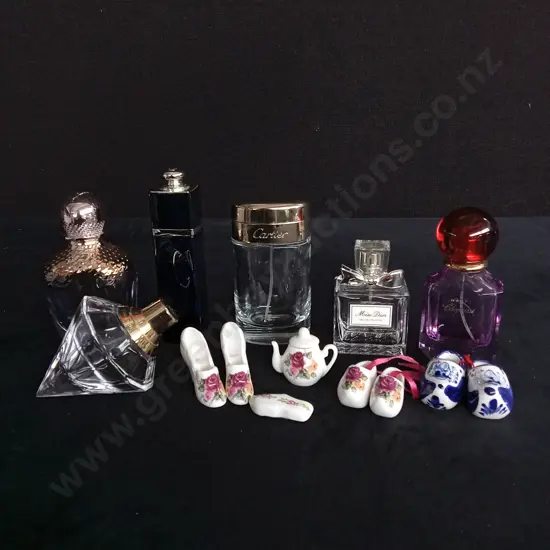 6 DESIGNER PERFUME BOTTLES AND ASSORTED MINI CERAMICS