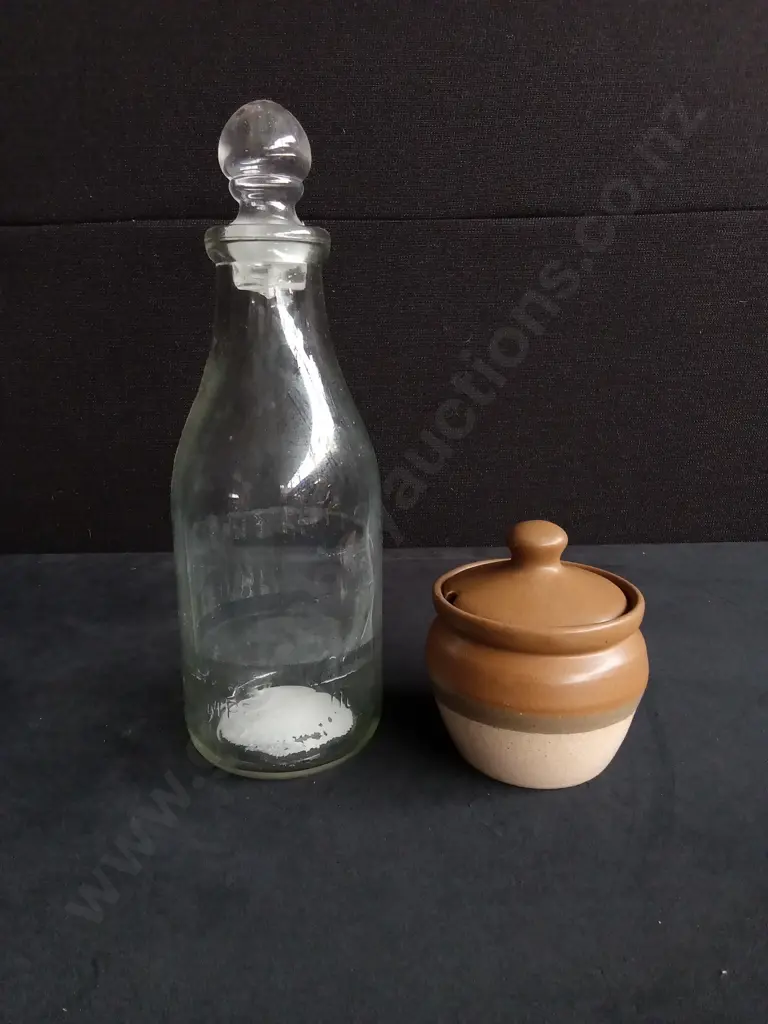 VINTAGE MILK BOTTLE AND CERAMIC PICKLE JAR Image 1++