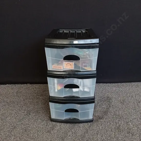 PLASTIC SET OF DRAWERS WITH ASSORTED TOYS
