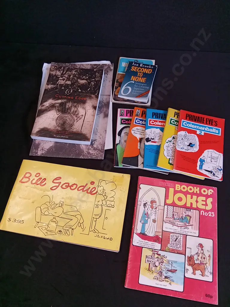MIX OF BOOKS AND CARICATURES Image 1++
