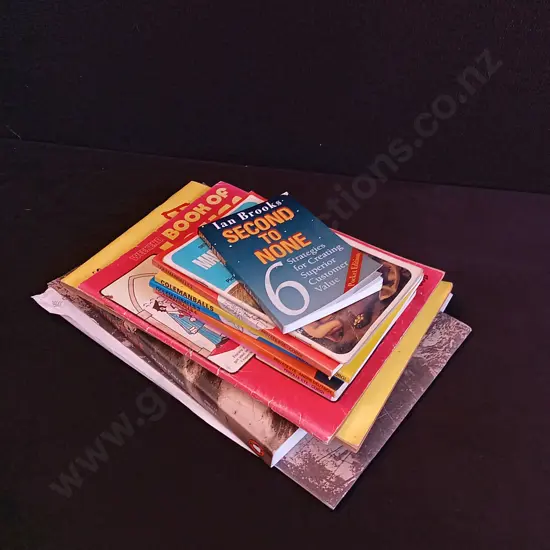 MIX OF BOOKS AND CARICATURES