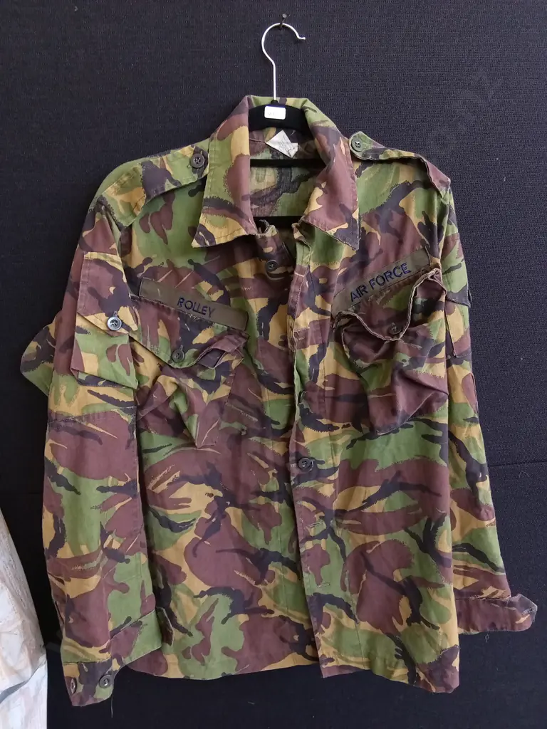 2 MILITARY SHIRTS SIZES XXL AND OS Image 1++