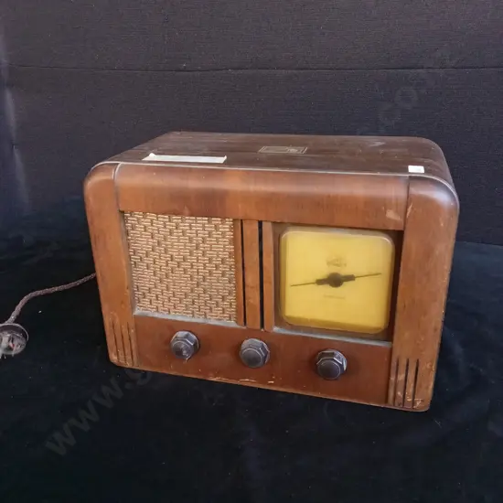 VINTAGE NZ RADIO BY HMV