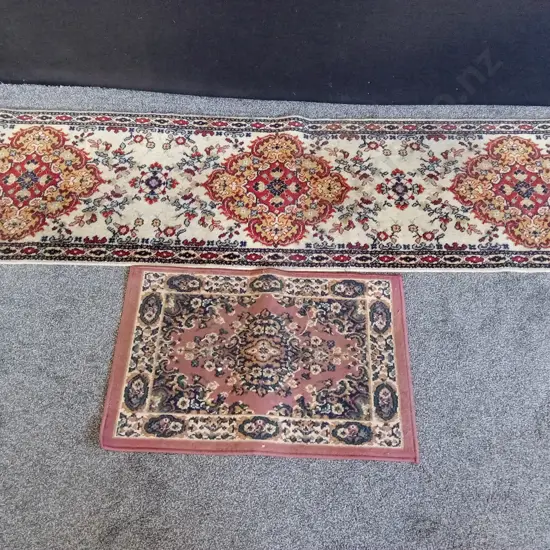 2 RUGS LONGEST L 2.6M SHORTEST L 92CM