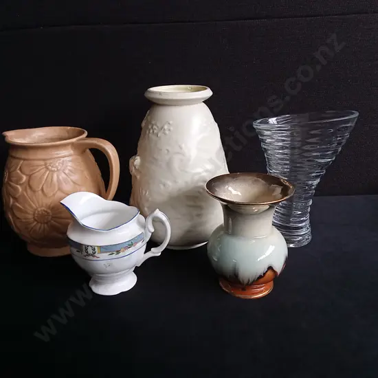 5 PIECES MIX OF VASES AND JUGS