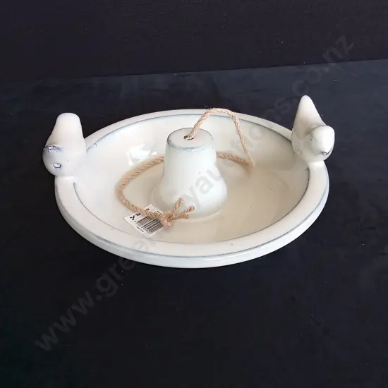 TAKASHO HANGING BIRD FEEDER