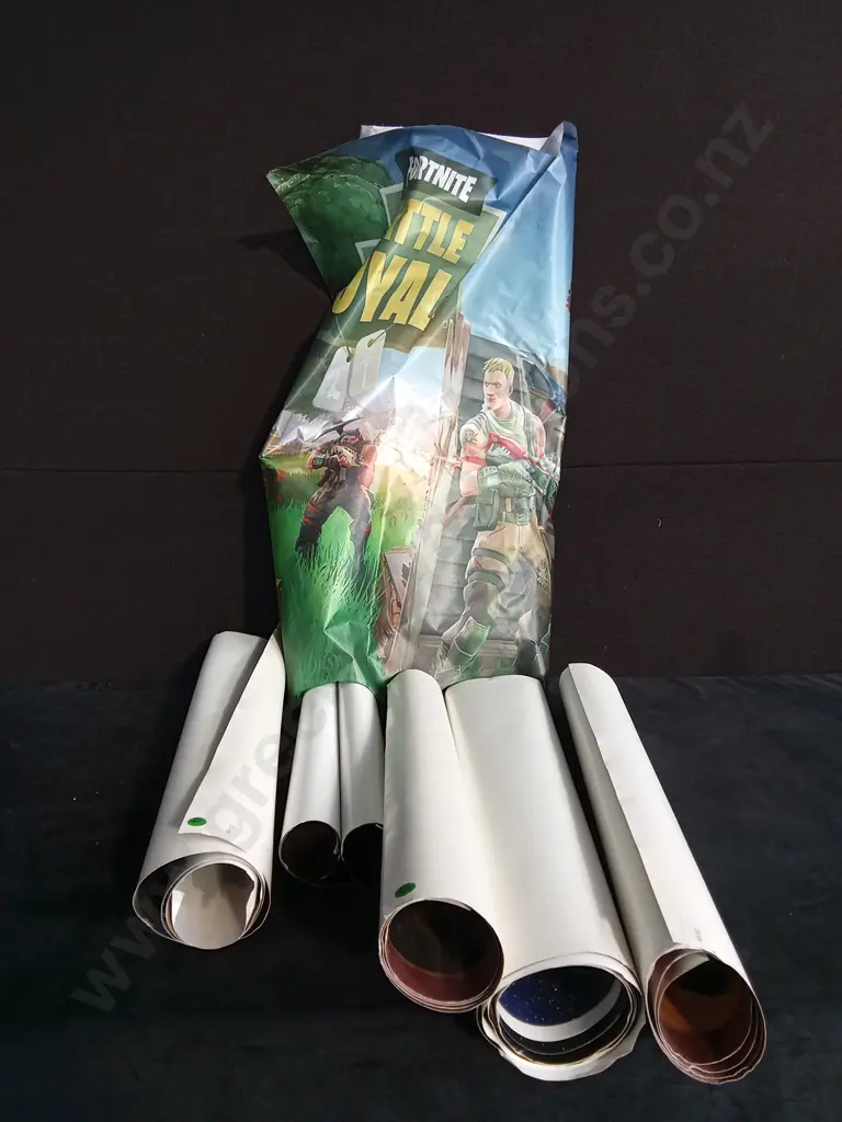 COLLECTION OF POSTERS INCLUDING FORTNITE STARWARS AND CARS Image 1++