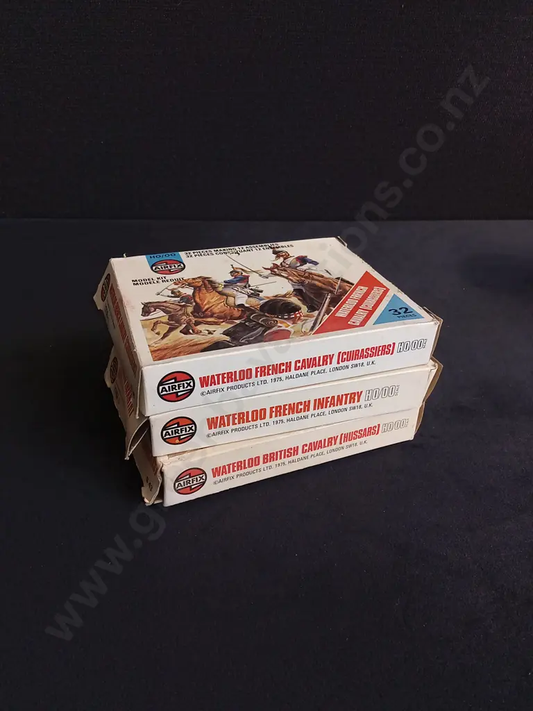 3 VINTAGE BOXES OF MILITARY MODELS, MPC AIRFIX Image 1++