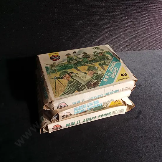 3 VINTAGE BOXES OF MILITARY MODELS, AIRFIX