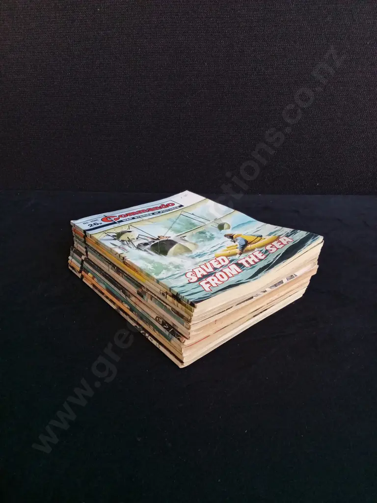 15 PIECES VINTAGE COMMANDO WAR COMICS NO 2090-2135 Image 1++