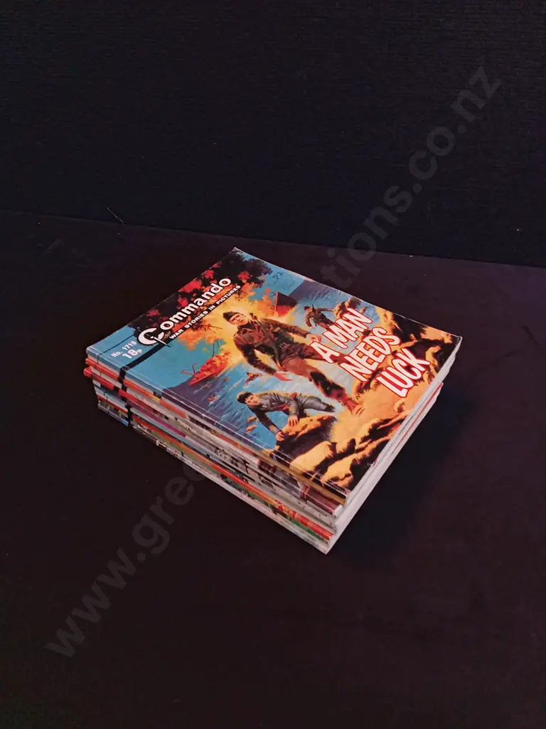 15 PIECES VINTAGE COMMANDO WAR COMICS NO 1719-1733 Image 1++