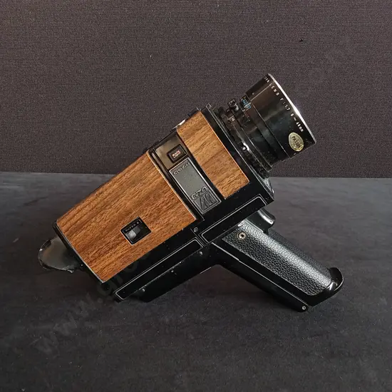 VINTAGE CHINON 674 MACRO SUPER 8 CAMERA DAMAGED VIEWFINDER RIM