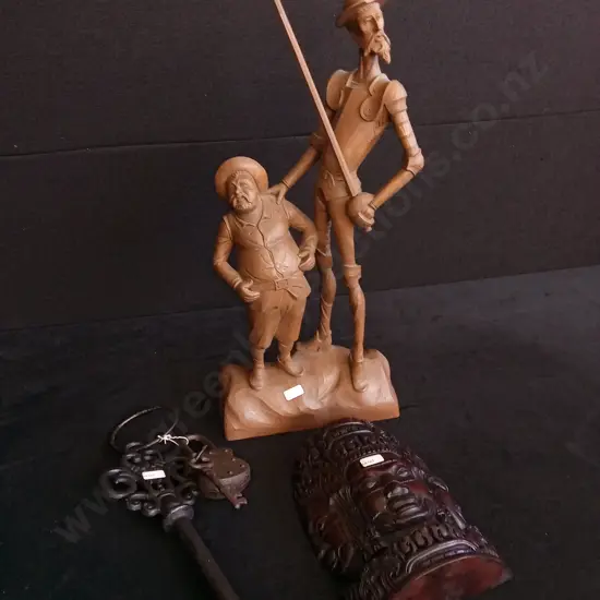 3 PIECES DECORATIVE ITEMS