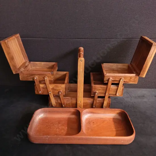 2 VINTAGE WOODEN HOUSEHOLD ITEMS