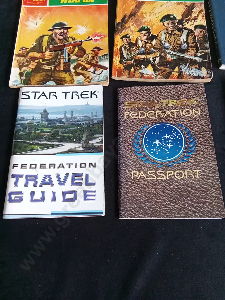 9 VINTAGE BOOKS AND COMICS Image 1++