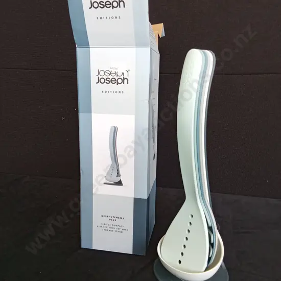BRAND NEW JOSEPH JOSEPH 5-PIECE COMPACT UTENSILS STAGE
