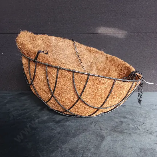 TAKASHO HANGING BASKET
