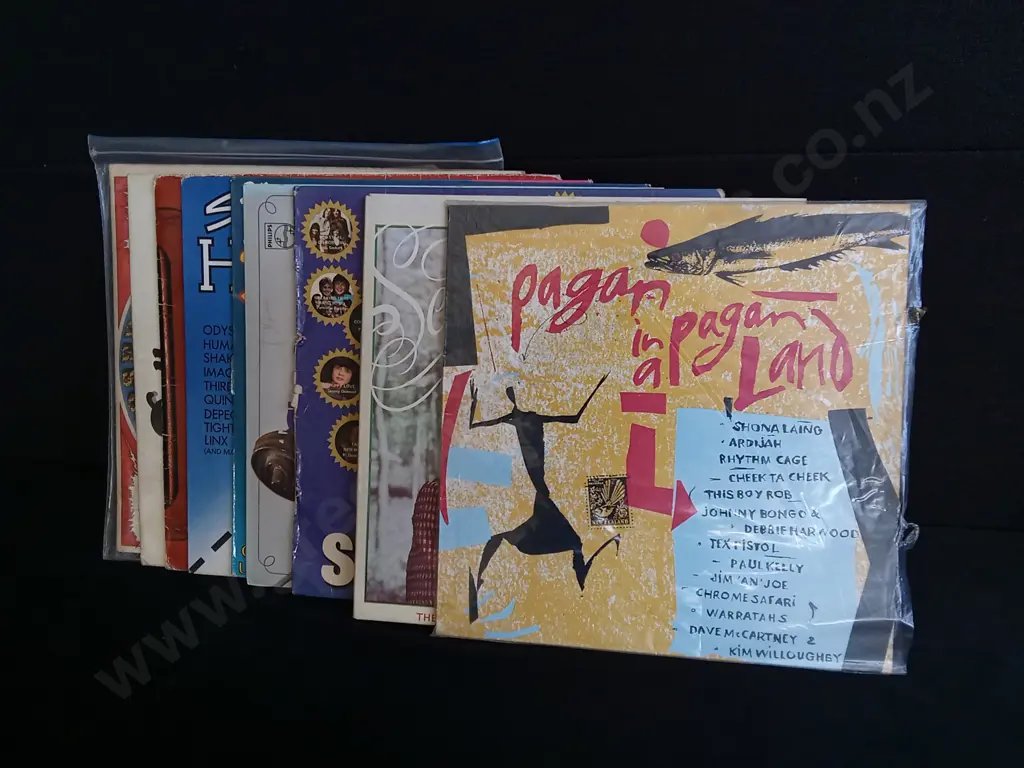 10 VINTAGE RECORDS Image 1++