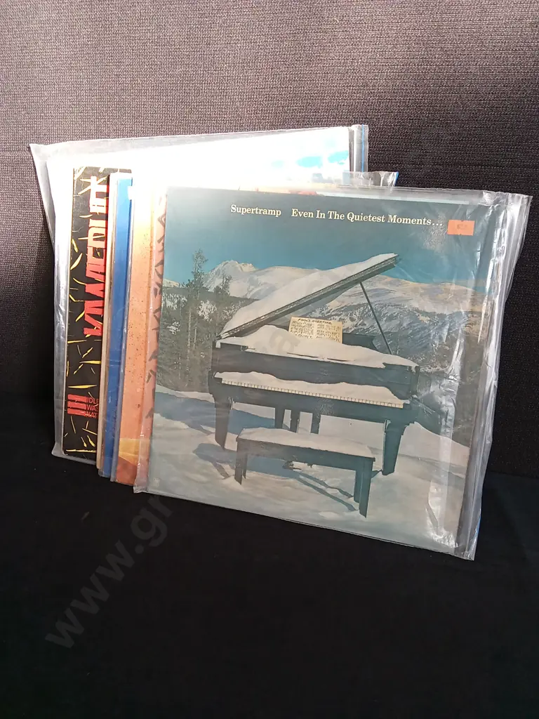 MIX OF 10 RECORDS Image 1++