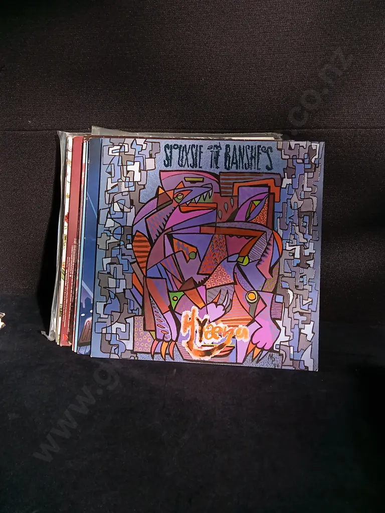 MIX OF 10 RECORDS Image 1++