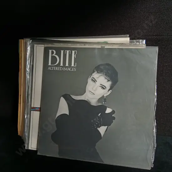 MIX OF 10 RECORDS