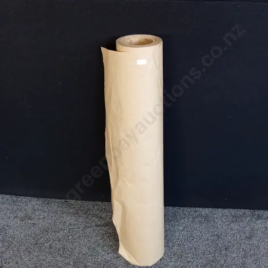 ROLL OF BROWN CRAFT PAPER