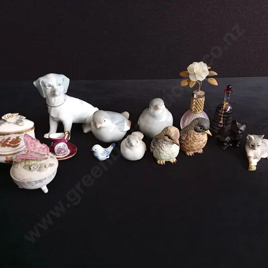 COLLECTION OF ORNAMENTAL ITEMS