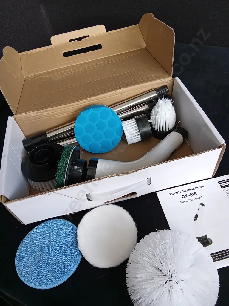 MULTIFUNCTIONAL ELECTRIC CLEANING BRUSH Image 1++