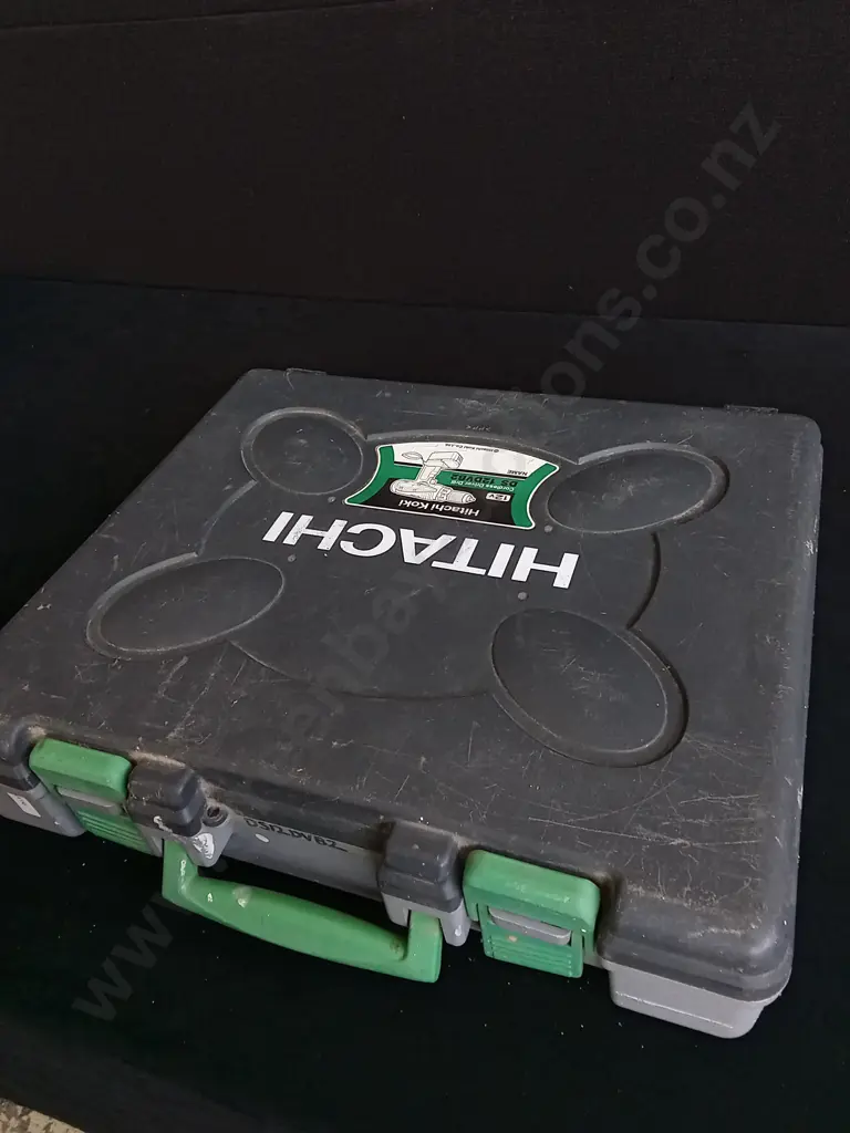 HITACHI CORDLESS DRILL KIT Image 1++