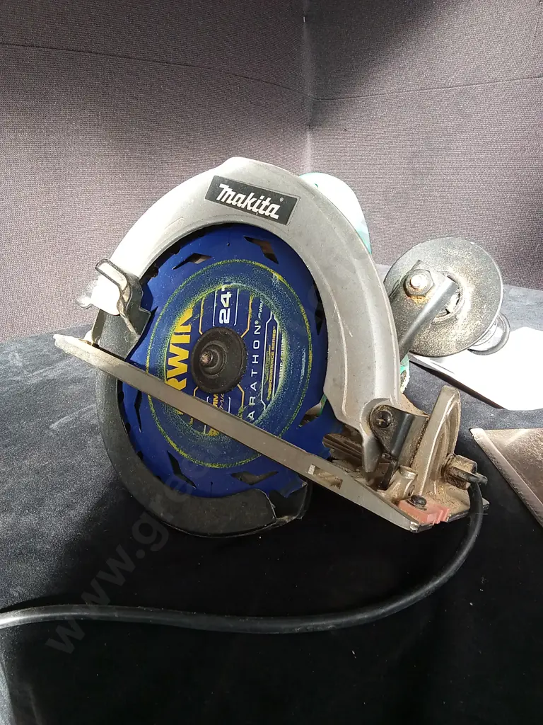 MAKITA CIRCULAR SAW AND WARRIOR HAND SAW Image 1++