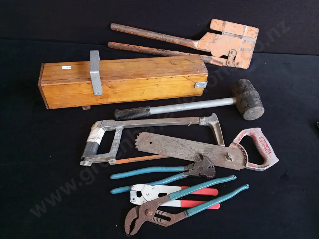 MIX OF TOOLS Image 1++