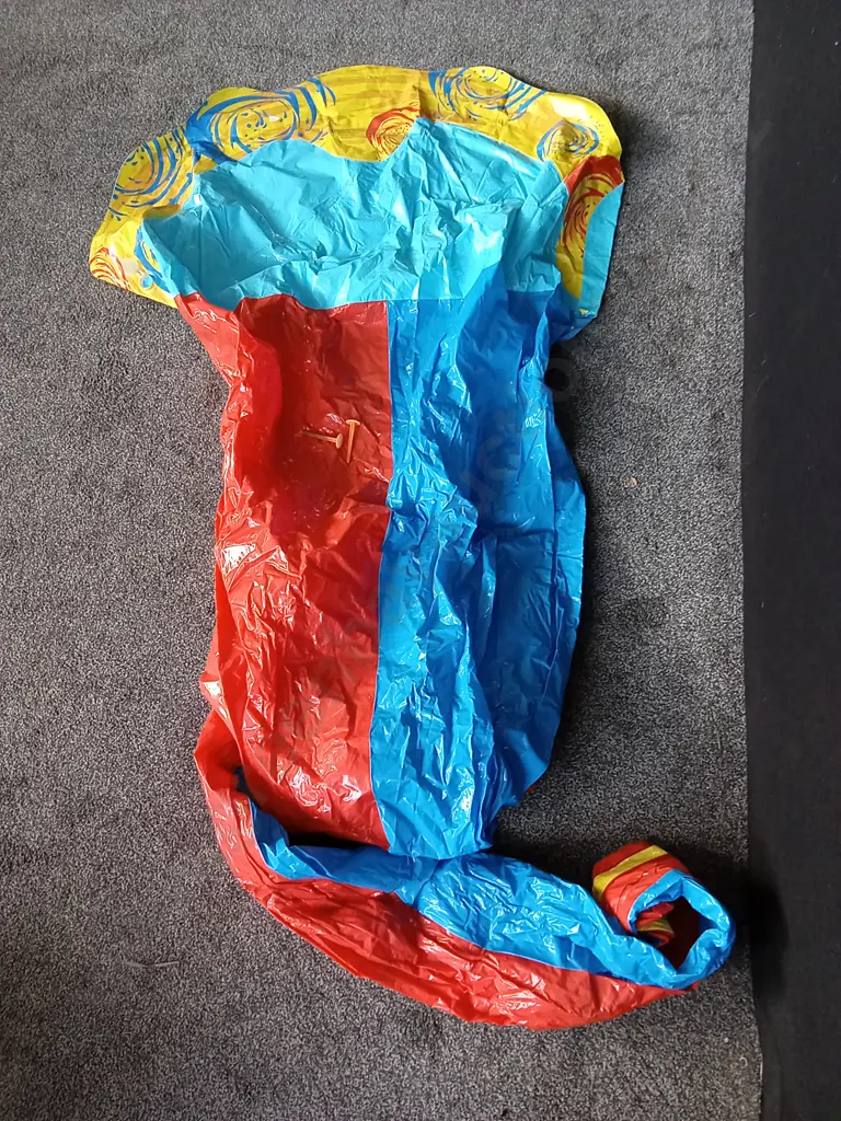 INFLATABLE SLIP N SLIDE Image 1++