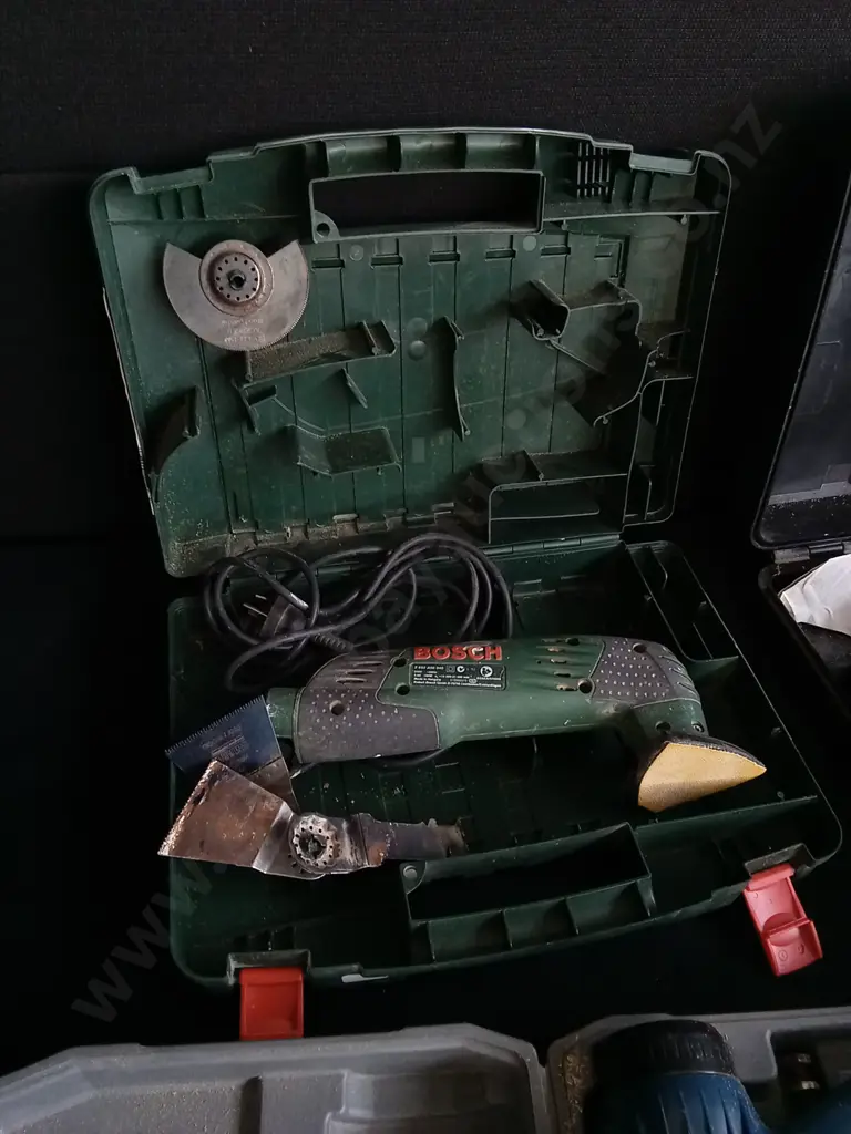 MIX OF TOOLS IN CASES, SANDER, HEAT GUN, DRILL Image 1++