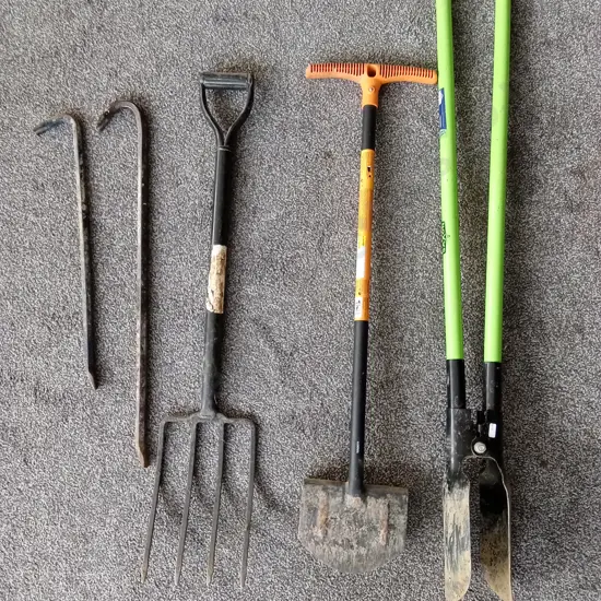 5 ASSORTED HAND TOOLS