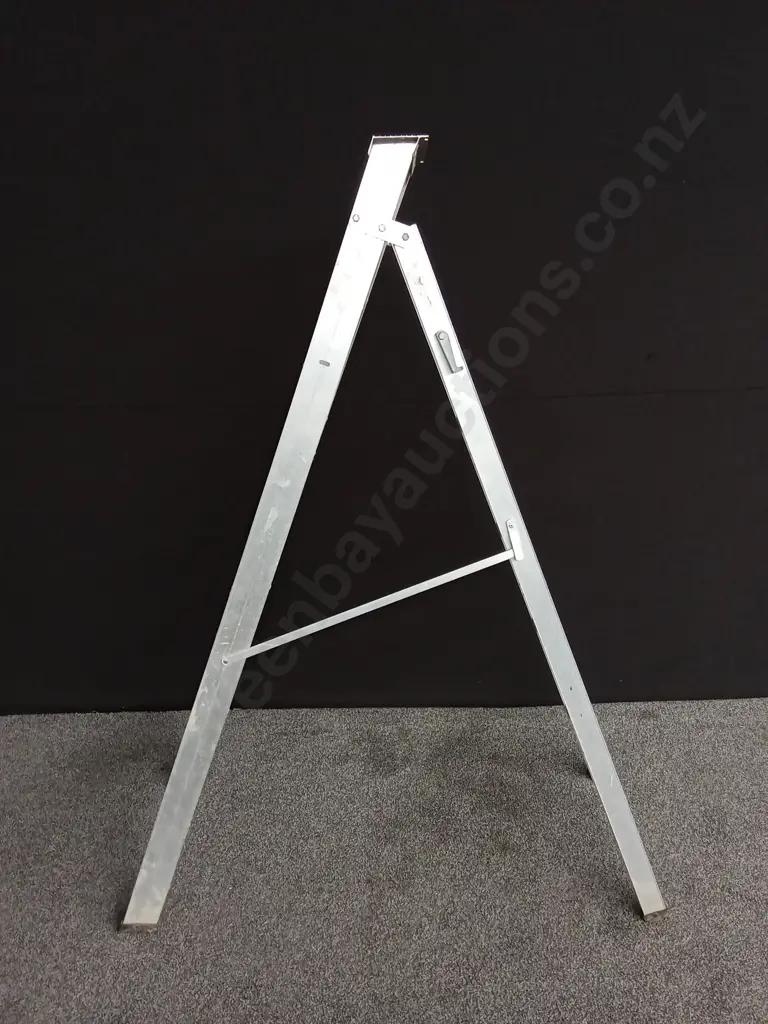 HOMEMASTER ALUMINIUM COMBINATION STEP/EXTENSION LADDER Image 1++