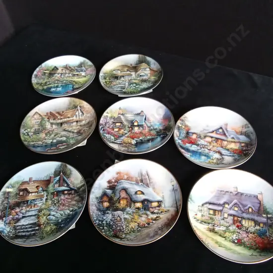 8 ROYAL DOULTON COLLECTORS DECORATIVE PLATES