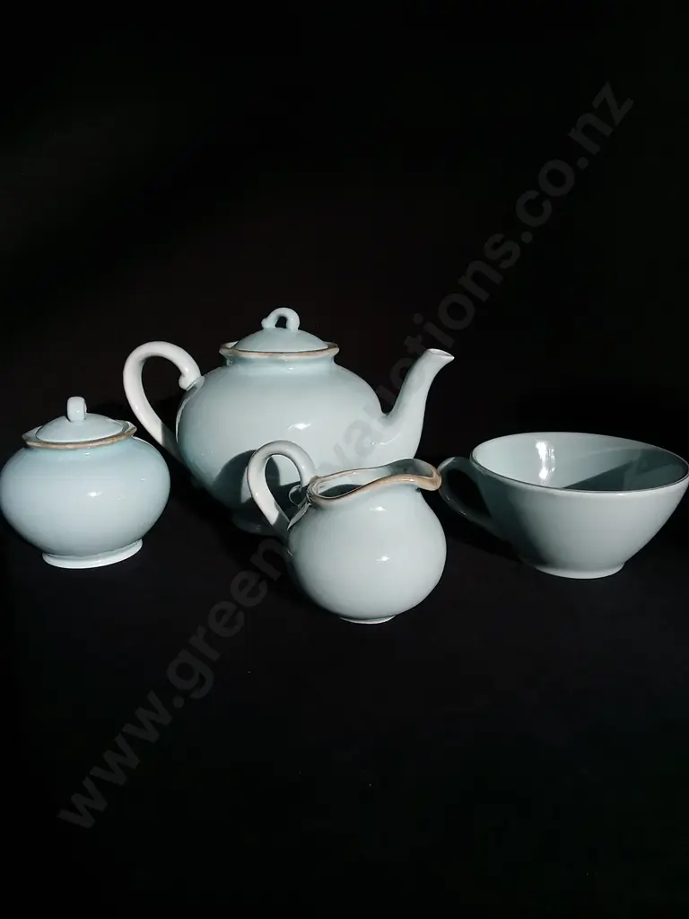 4 PIECES TEA SET Image 1++
