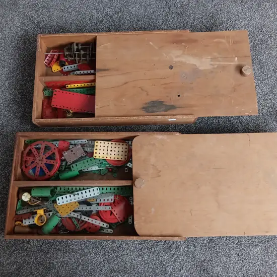 2 WOODEN BOXES OF MECCANO