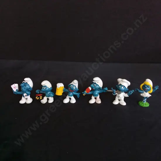 6 VINTAGE SMURFS