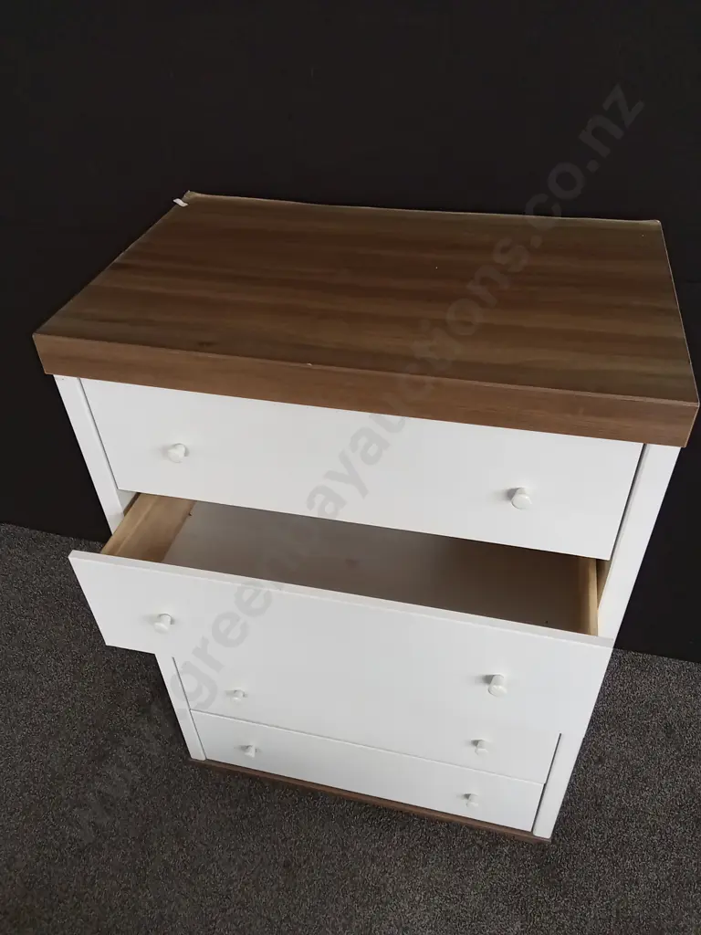 WHITE CHEST OF DRAWERS L 81CM H 1.2M D 50CM (SLIGHT DAMAGE TO THE TOP BACK) Image 1++