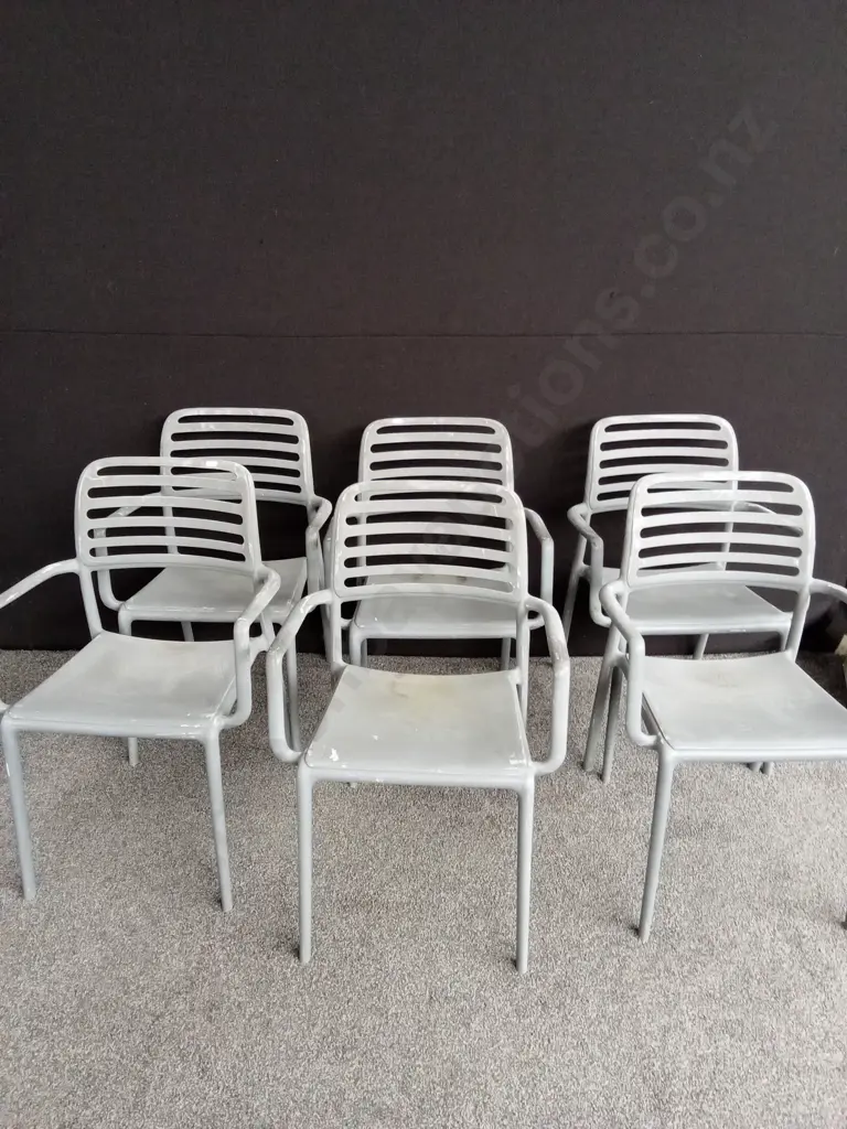 OUTDOOR TABLE AND 6 CHAIRS L1.61M D95CM H77CM Image 1++