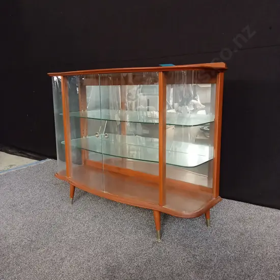 VINTAGE MID CENTURY GLASS DISPLAY CABINET H 93CM X W 1.22 M X D 36 CM, GLASS DOORS LOOSE