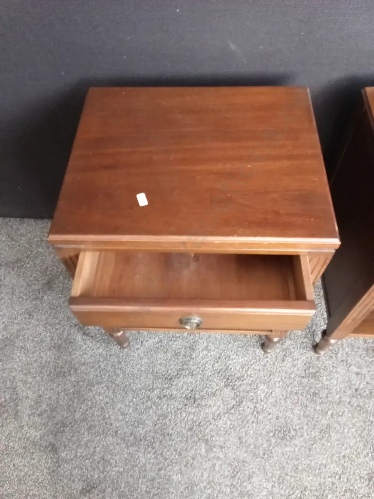 MATCHING BESIDE TABLES H61CM L46CM D38CM Image 1++