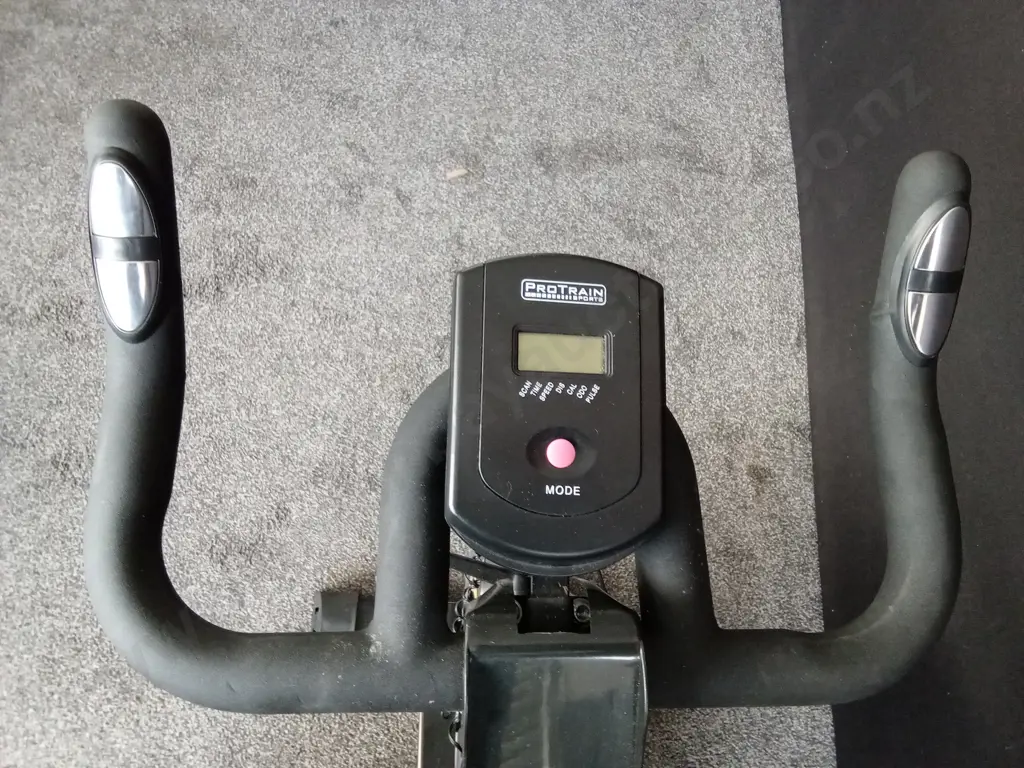 PROTRAIN SPORTS EXCERISE BIKE Image 1++