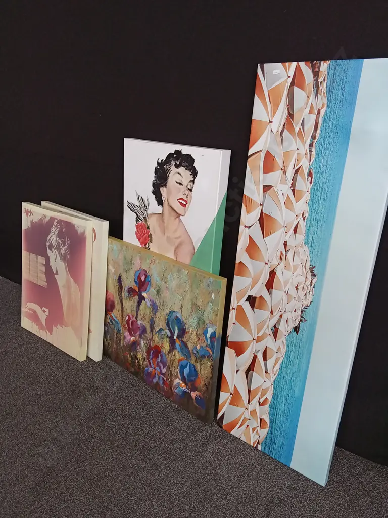 5 PIECES MIX OF CANVAS PRINTS Image 1++